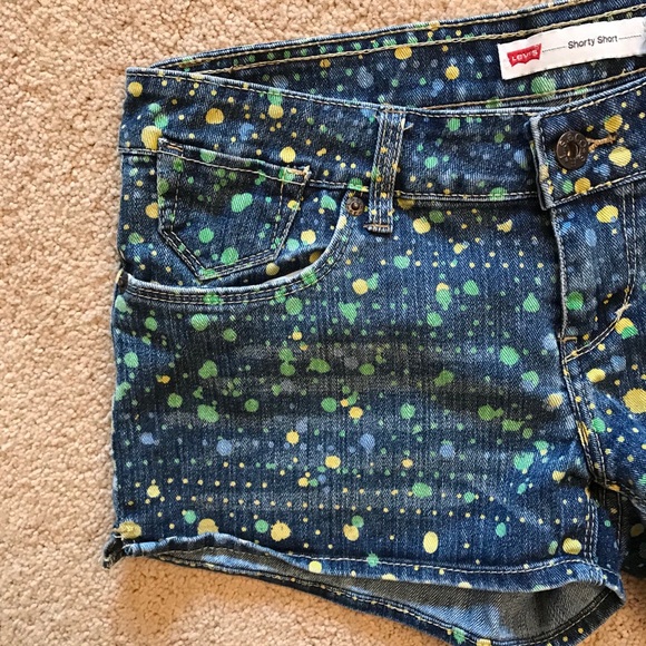 Levis Shorty Shorts Womens Size 7 Denim Blue Paint Splatter Print Low Waist - Picture 5 of 11
